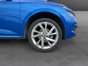 Skoda kamiq 1.0 tsi evo 110 ch dsg-7 style attelage amovible garantie 12 mois occasion simplicicar vichy simplicicar...