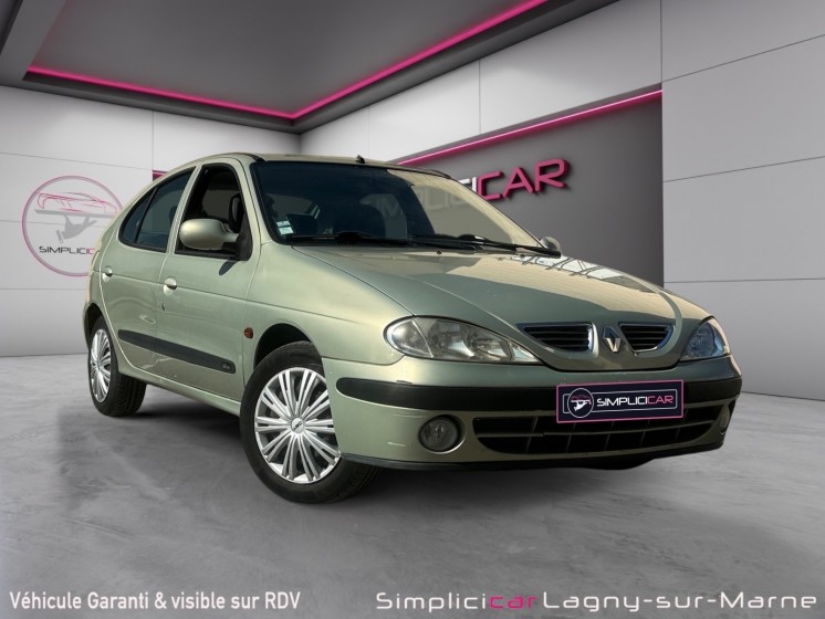 Renault megane 1.6i 16v 110ch expression - faible kilometrage - climatisation occasion simplicicar lagny simplicicar... Renault megane 1.6i 16v 110ch expression - faible kilometrage - climatisation occasion simplicicar lagny simplicicar...