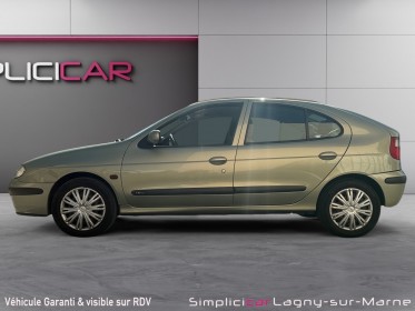 Renault megane 1.6i 16v 110ch expression - faible kilometrage - climatisation occasion simplicicar lagny  simplicicar...