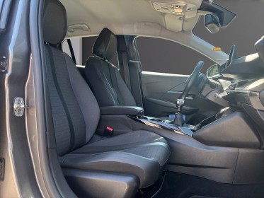 Peugeot 208 1.5 bluehdi 100 ss bvm6 allure - carplay - climatisation auto - radar arrière occasion simplicicar lagny ...