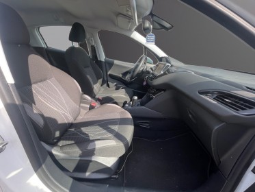 Peugeot 208 affaire 1.4 e-hdi 68 fap bmp5 blue lion pack clim confort occasion simplicicar limoges  simplicicar simplicibike...