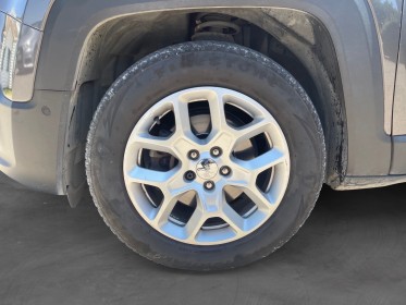 Jeep renegade 1.4 i multiair ss 140 ch limited / 1ere main / radars avants  arrieres / roue de secours / trÈs bon État /......
