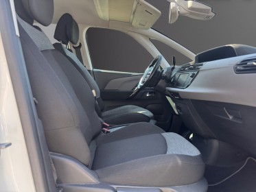 Citroen grand c4 spacetourer 130 ss eat8 shine courroie distribution changee ,suivi citroen ,attelage amobvible ,boite auto...
