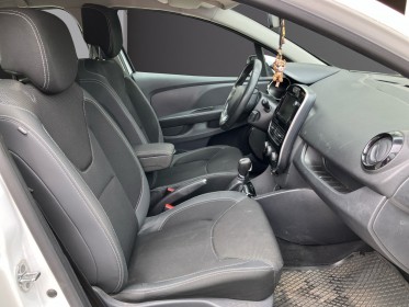 Renault clio iv business dci 90 e6c edc business occasion toulouse (31) simplicicar simplicibike france
