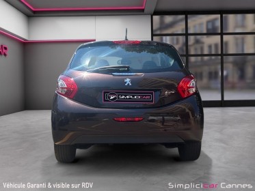 Peugeot 208 1.6 e-hdi 92ch fap bmp6 allure occasion cannes (06) simplicicar simplicibike france