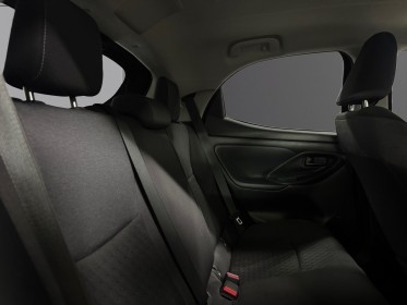 Toyota yaris hybride my22 116h design 1ere main occasion simplicicar pertuis  simplicicar simplicibike france