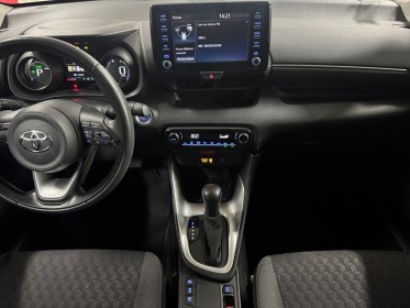 Toyota yaris hybride my22 116h design 1ere main occasion simplicicar pertuis  simplicicar simplicibike france