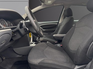 Citroen c5 c5 1.6 hdi 110 fap pack ambiance occasion simplicicar lille  simplicicar simplicibike france