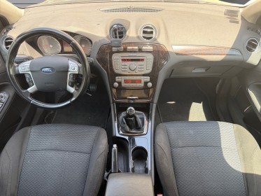 Ford mondeo 1.8 tdci 125 ch titanium 1 er main, radar av/ar, clim auto, garantie 12 mois occasion simplicicar villejuif ...