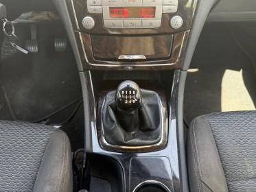 Ford mondeo 1.8 tdci 125 ch titanium 1 er main, radar av/ar, clim auto, garantie 12 mois occasion simplicicar villejuif ...