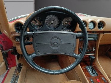 Mercedes 560 sl r107 v8 5.6l 242ch sl occasion simplicicar lyon ouest simplicicar simplicibike france