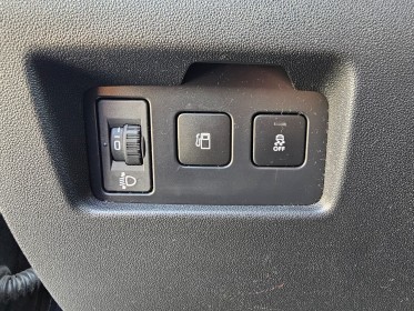 Citroen c4 1.6 hdi 90 attraction - regulateur limteur de vitesse - roue de secours - boule d'attelage occasion simplicicar...
