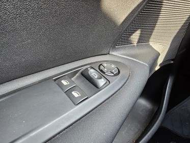 Citroen c4 1.6 hdi 90 attraction - regulateur limteur de vitesse - roue de secours - boule d'attelage occasion simplicicar...