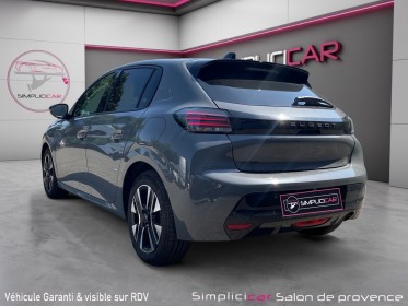 Peugeot 208 100ch allure / sièges chauffants / carplay / caméra / garantie peugeot occasion simplicicar salon de provence...