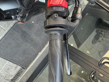 Yamaha mtn-125 ligne akrapovic occasion montreuil (porte de vincennes)(75) simplicicar simplicibike france