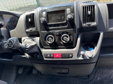Citroen jumper fourgon tole 35 l2h2 bluehdi 120 ss bvm6 club garantie 12 mois occasion simplicicar brest simplicicar...