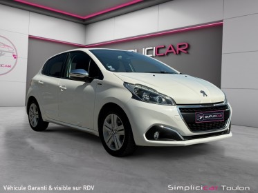 Peugeot 208 puretech 82ch ss bvm5 signature garantie 12 mois occasion simplicicar toulon est simplicicar simplicibike france