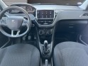 Peugeot 208 puretech 82ch ss bvm5 signature garantie 12 mois occasion simplicicar toulon est simplicicar simplicibike france