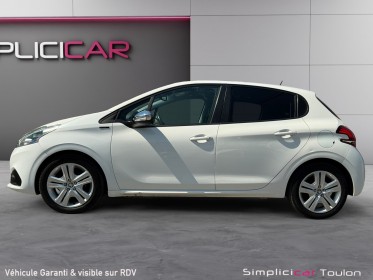 Peugeot 208 puretech 82ch ss bvm5 signature garantie 12 mois occasion simplicicar toulon est simplicicar simplicibike france