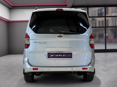 Ford tourneo courier 1.5 l tdci titanium occasion simplicicar magny-en-vexin simplicicar simplicibike france