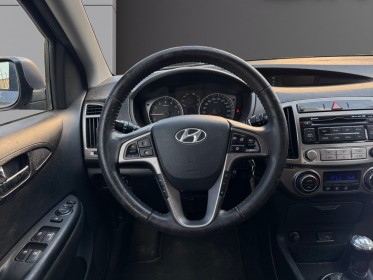 Hyundai i20 1.2 85 pack sensation garantie 12 mois moteur à chaine occasion simplicicar toulon est simplicicar simplicibike...