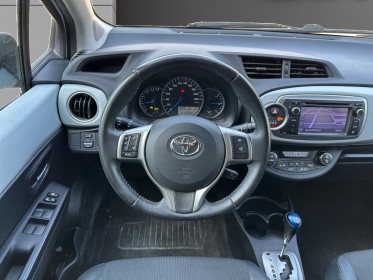 Toyota yaris hybride 100h style - boite auto - caméra - clim auto - régulateur - garantie 12 mois occasion simplicicar...