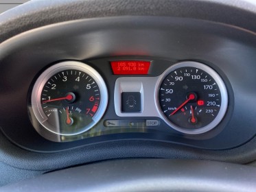 Renault clio iii 1.2 16v 75 eco2 tomtom live occasion simplicicar livry gargan simplicicar simplicibike france