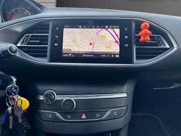 Peugeot 308 business luehdi 130ch active business/ carplay/ caméra occasion montpellier (34) simplicicar simplicibike france