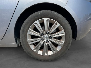 Peugeot 308 1.2 puretech 110ch ss bvm5 bc allure occasion avignon (84) simplicicar simplicibike france