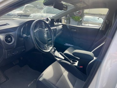 Toyota auris touring sports my17 hybride 136h collection occasion simplicicar livry gargan simplicicar simplicibike france