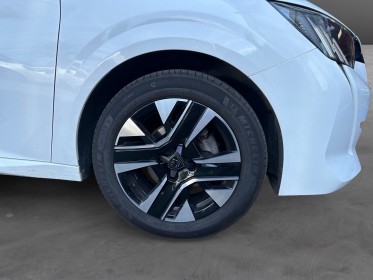Peugeot 208 bluehdi 100 ss bvm6 pack gt line || garantie 12 mois || occasion osny simplicicar simplicibike france