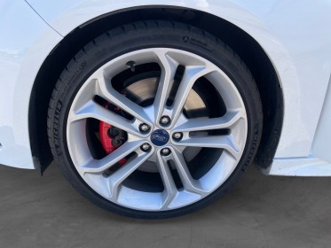 Ford focus sw 2.0 ecoboost 250 ss st occasion simplicicar limoges  simplicicar simplicibike france