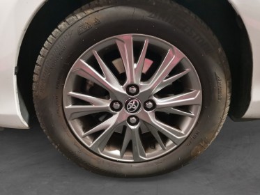 Toyota yaris hybride mc2 100h dynamic suivi 100% toyota garantie constructeur occasion simplicicar nancy simplicicar...