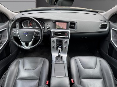 Volvo v60 cross country d4 awd 190 ch geartronic 6 luxe - siege électrique - radar arrière occasion simplicicar rennes...