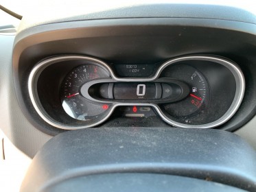 Renault trafic fourgon l2h1 1300 kg dci 120 ch e6 grand confort gps/climatisation garantie 12 mois occasion simplicicar...