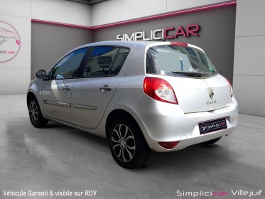 Renault clio iii 1.2 16v 75 eco2 authentique euro 5 entretien renault clim auto vitres Électriques garantie 12 mois occasion...