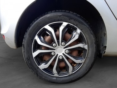 Renault clio iii 1.2 16v 75 eco2 authentique euro 5 entretien renault clim auto vitres Électriques garantie 12 mois occasion...