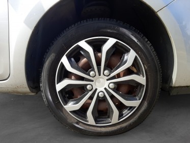 Renault clio iii 1.2 16v 75 eco2 authentique euro 5 entretien renault clim auto vitres Électriques garantie 12 mois occasion...