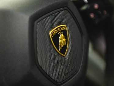 Lamborghini huracan v10 lp 640 evo spyder - garantie constructeur jusqu'en 12/28 - malus payé occasion simplicicar lyon...