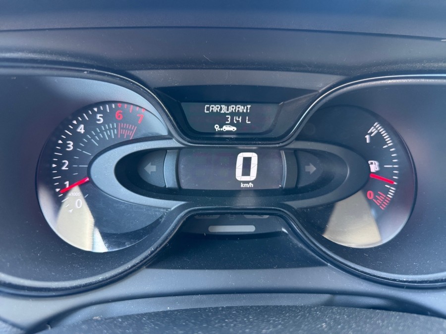 RENAULT d'occasion CAPTUR 1.2 TCE 120 ZEN de 2018 Saint Nazaire (44)﻿