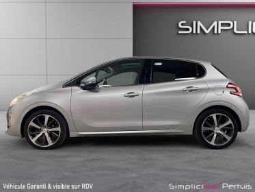 Peugeot 208 1.6 vti 120ch bvm5 feline // toit panoramique // gps // etat irreprochable // occasion simplicicar pertuis ...