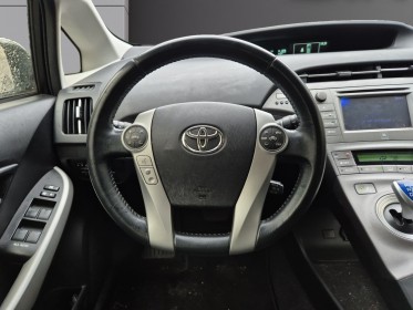 Toyota prius mc 136h dynamic 17 occasion paris 17ème (75)(porte maillot) simplicicar simplicibike france