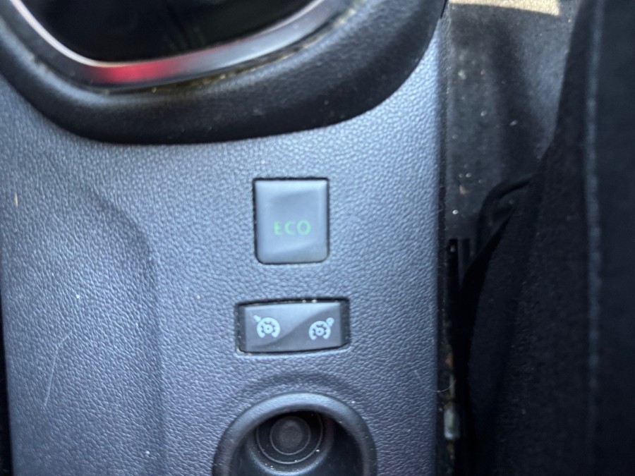 RENAULT d'occasion CAPTUR 1.2 TCE 120 ZEN de 2018 Saint Nazaire (44)﻿