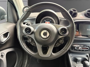 Smart fortwo coupe eq 82 ch prime-camera et bip de recul-accoudoir-sieges en cuir chauffant -toit panoramique occasion...