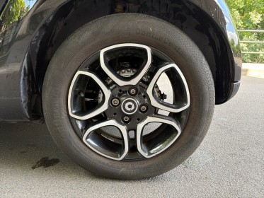 Smart fortwo coupe eq 82 ch prime-camera et bip de recul-accoudoir-sieges en cuir chauffant -toit panoramique occasion...