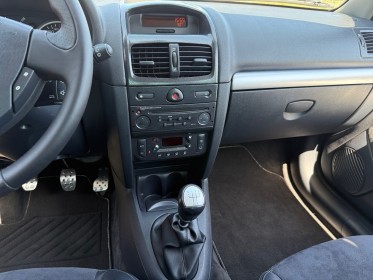 Renault clio 2.0i 16v sport occasion troyes simplicicar simplicibike france