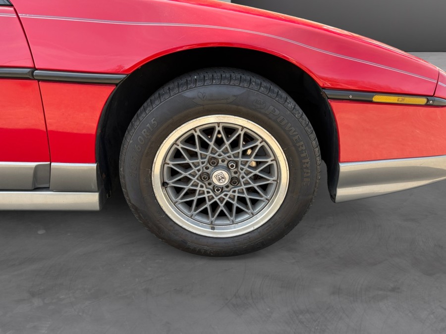 PONTIAC d'occasion FIERO GT de 1986 Arras (62)﻿