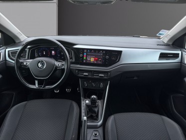 Volkswagen polo 1.0 tsi 95 ss bvm5 active virtual cockpit apple carplay garantie 12 mois occasion simplicicar mery-sur-oise...