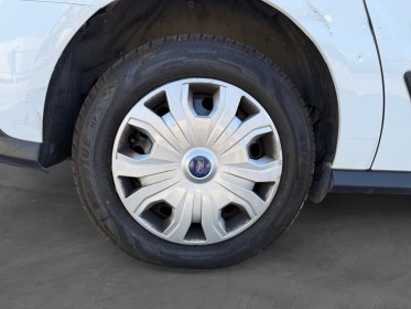 Ford transit connect kombi van l2 1.5 l ecoblue 100 ss active camera/suivi ford/ tva recuperable - garantie 12 mois -...