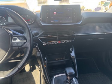 Peugeot 2008 puretech 100 ss bvm6 active occasion simplicicar frejus  simplicicar simplicibike france